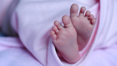 Karnataka Shocker: Mother Throws Newborn Baby in Dustbin in Chamarajanagar District, Tells Cops She Can’t Raise the Child